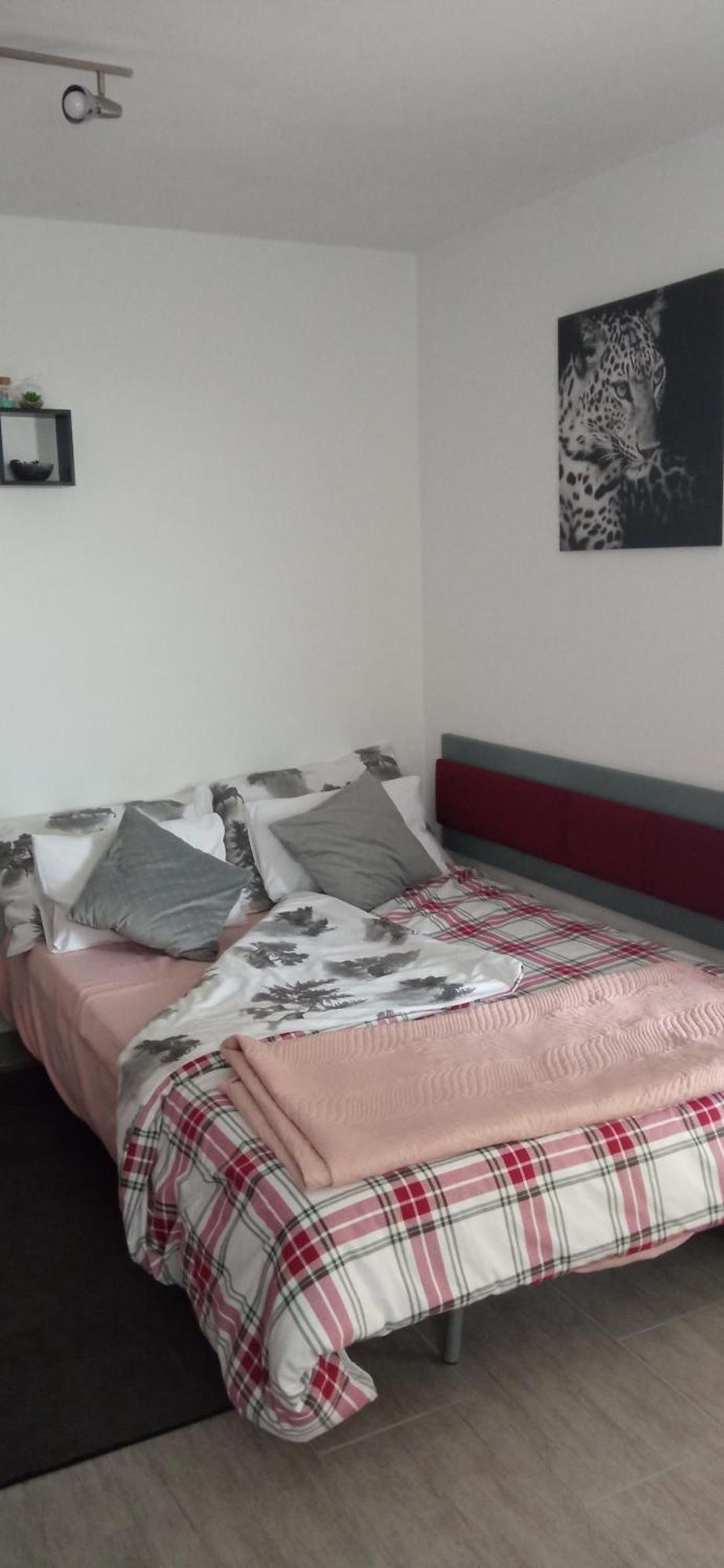 K&K Apartment กอสเตรนา ภายนอก รูปภาพ
